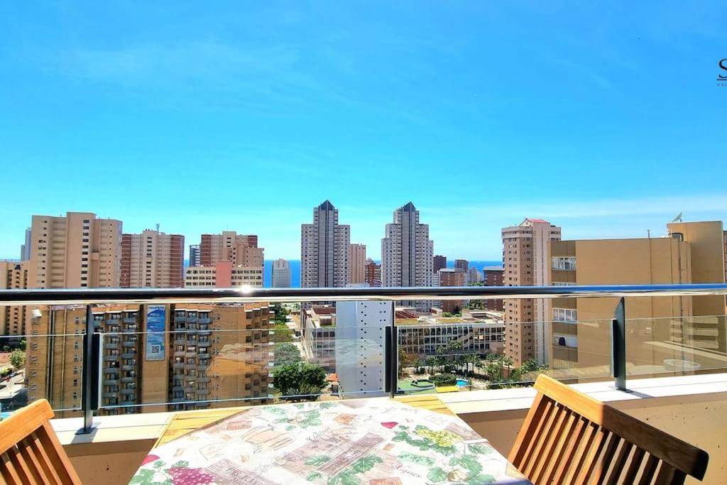 Terraza Chill Out! Torres D' Oboe Apartment Бенидорм Екстериор снимка